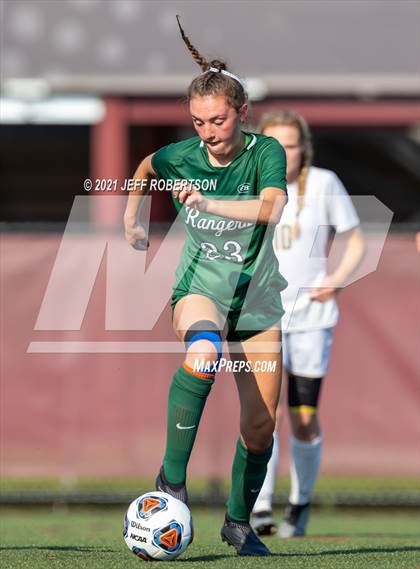 Thumbnail 3 in Forest Hills Central vs Hudsonville (MHSAA D1 Region 1 Finals) photogallery.