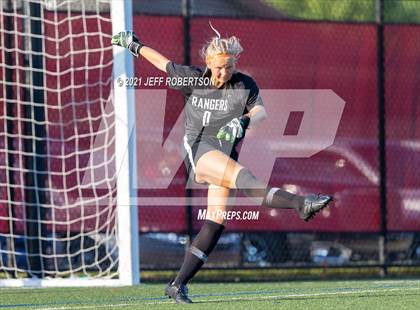 Thumbnail 2 in Forest Hills Central vs Hudsonville (MHSAA D1 Region 1 Finals) photogallery.