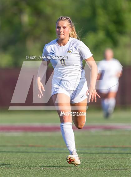 Thumbnail 2 in Forest Hills Central vs Hudsonville (MHSAA D1 Region 1 Finals) photogallery.