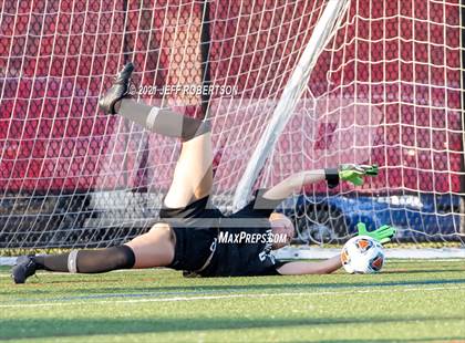 Thumbnail 2 in Forest Hills Central vs Hudsonville (MHSAA D1 Region 1 Finals) photogallery.