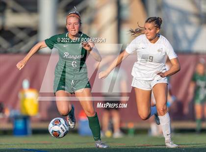 Thumbnail 1 in Forest Hills Central vs Hudsonville (MHSAA D1 Region 1 Finals) photogallery.