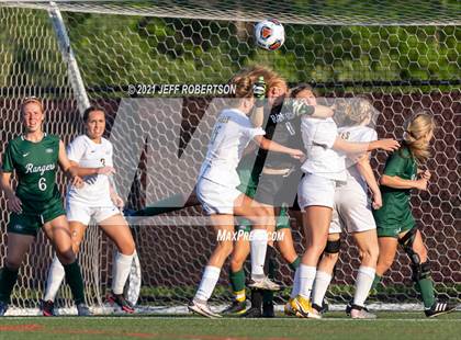 Thumbnail 1 in Forest Hills Central vs Hudsonville (MHSAA D1 Region 1 Finals) photogallery.