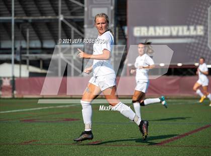 Thumbnail 3 in Forest Hills Central vs Hudsonville (MHSAA D1 Region 1 Finals) photogallery.