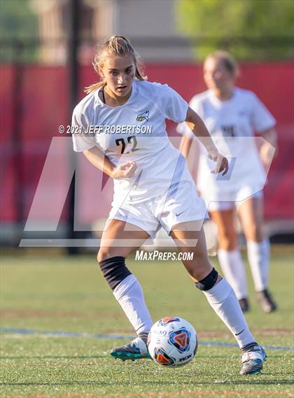 Thumbnail 3 in Forest Hills Central vs Hudsonville (MHSAA D1 Region 1 Finals) photogallery.