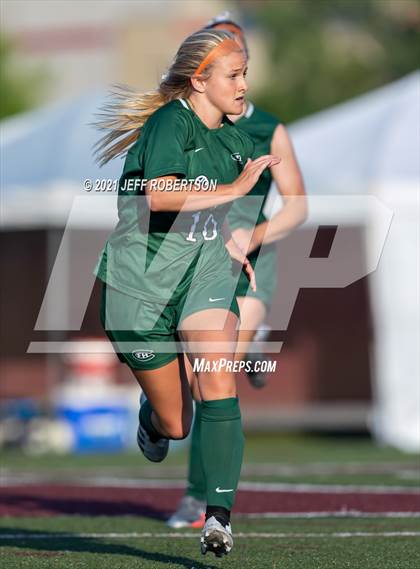 Thumbnail 3 in Forest Hills Central vs Hudsonville (MHSAA D1 Region 1 Finals) photogallery.