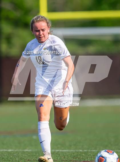 Thumbnail 2 in Forest Hills Central vs Hudsonville (MHSAA D1 Region 1 Finals) photogallery.