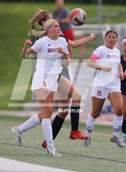 Thumbnail 1 in Bountiful @ Juan Diego Catholic photogallery.
