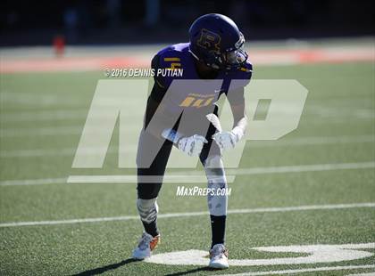 Thumbnail 2 in Valley Christian @ Archbishop Riordan photogallery.