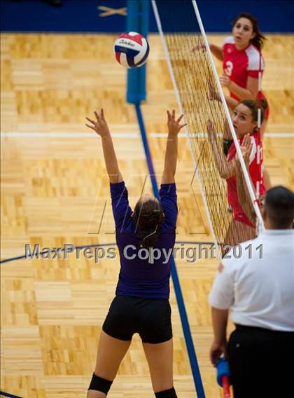 Thumbnail 2 in Taft @ Warren photogallery.