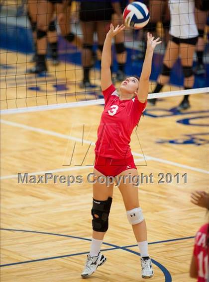 Thumbnail 3 in Taft @ Warren photogallery.