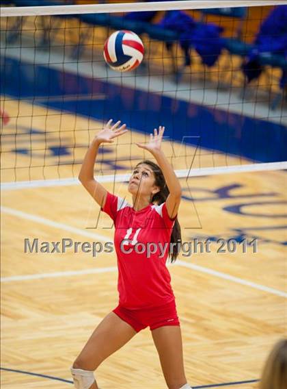 Thumbnail 1 in Taft @ Warren photogallery.