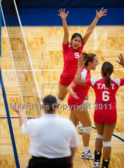 Thumbnail 3 in Taft @ Warren photogallery.