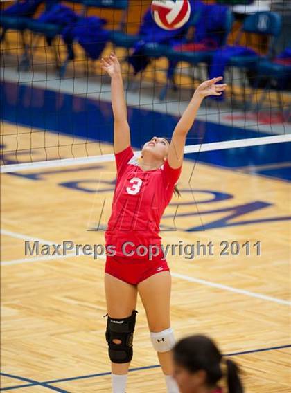 Thumbnail 3 in Taft @ Warren photogallery.
