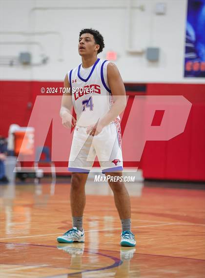Thumbnail 2 in Jefferson vs. Cooper (Raising Cane's Key City Classic) photogallery.