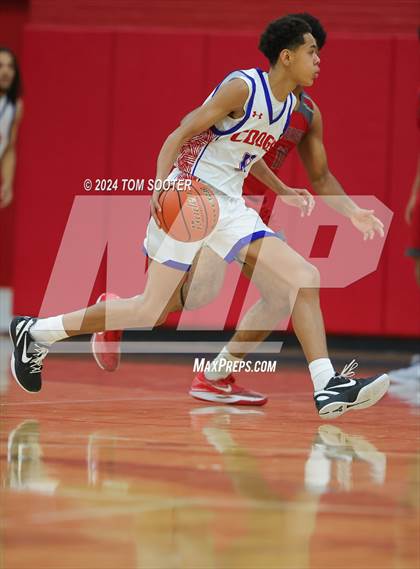 Thumbnail 1 in Jefferson vs. Cooper (Raising Cane's Key City Classic) photogallery.