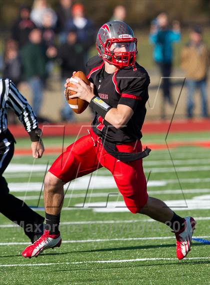 Thumbnail 2 in Connetquot vs. Sachem East (Suffolk Division I Semifinals) photogallery.