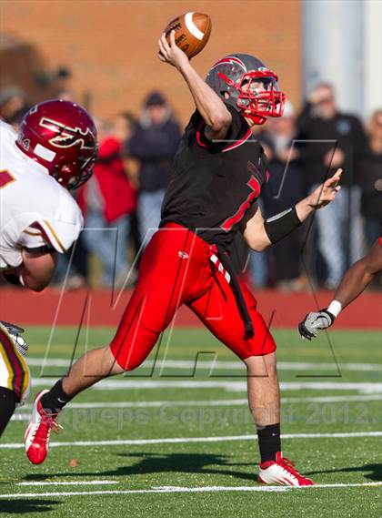 Thumbnail 3 in Connetquot vs. Sachem East (Suffolk Division I Semifinals) photogallery.