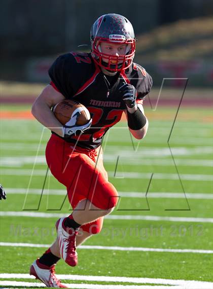 Thumbnail 1 in Connetquot vs. Sachem East (Suffolk Division I Semifinals) photogallery.