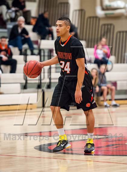 Thumbnail 2 in Vista PEAK Prep vs. Grand Junction (Ponderosa Invitational) photogallery.