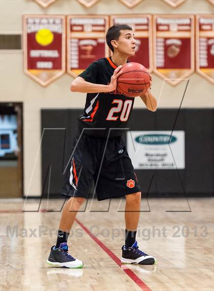 Thumbnail 3 in Vista PEAK Prep vs. Grand Junction (Ponderosa Invitational) photogallery.