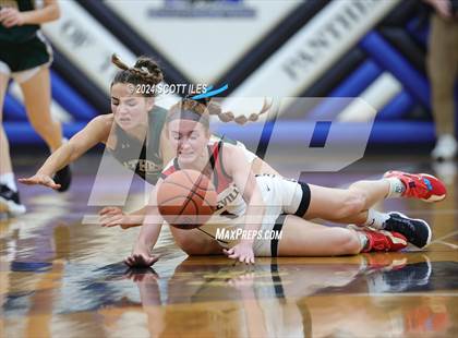 Thumbnail 1 in Athens vs. Circleville (OHSAA D2 District Semifinal) photogallery.