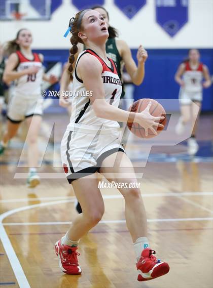 Thumbnail 1 in Athens vs. Circleville (OHSAA D2 District Semifinal) photogallery.