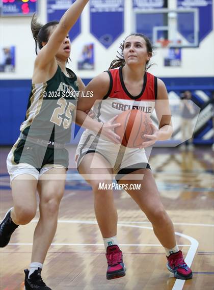Thumbnail 3 in Athens vs. Circleville (OHSAA D2 District Semifinal) photogallery.