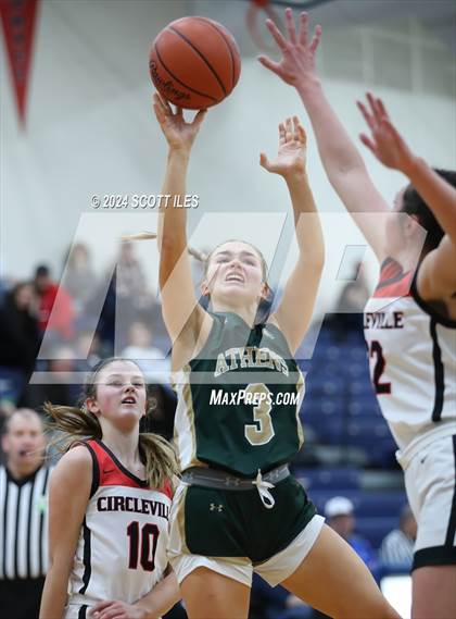 Thumbnail 2 in Athens vs. Circleville (OHSAA D2 District Semifinal) photogallery.