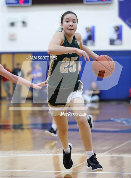 Thumbnail 1 in Athens vs. Circleville (OHSAA D2 District Semifinal) photogallery.