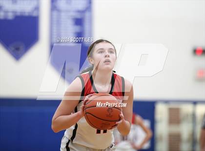Thumbnail 1 in Athens vs. Circleville (OHSAA D2 District Semifinal) photogallery.