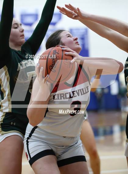 Thumbnail 1 in Athens vs. Circleville (OHSAA D2 District Semifinal) photogallery.