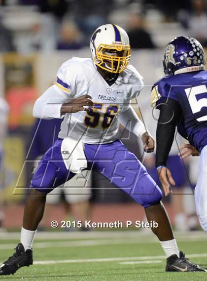 Thumbnail 1 in Alexandria vs. Hahnville (LHSAA Class 5A 1st Round) photogallery.