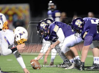 Thumbnail 2 in Alexandria vs. Hahnville (LHSAA Class 5A 1st Round) photogallery.