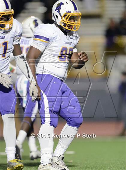 Thumbnail 2 in Alexandria vs. Hahnville (LHSAA Class 5A 1st Round) photogallery.