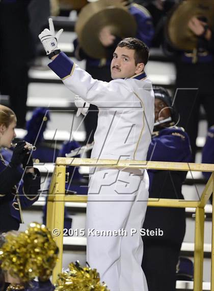 Thumbnail 1 in Alexandria vs. Hahnville (LHSAA Class 5A 1st Round) photogallery.