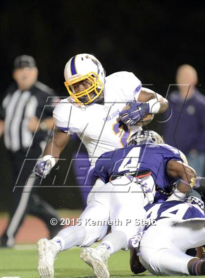 Thumbnail 2 in Alexandria vs. Hahnville (LHSAA Class 5A 1st Round) photogallery.