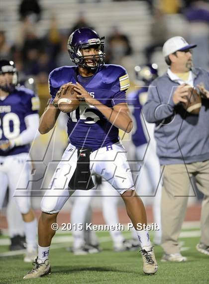 Thumbnail 3 in Alexandria vs. Hahnville (LHSAA Class 5A 1st Round) photogallery.