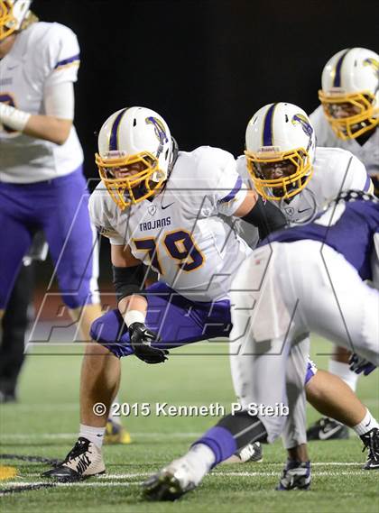Thumbnail 3 in Alexandria vs. Hahnville (LHSAA Class 5A 1st Round) photogallery.