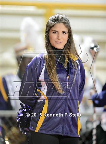 Thumbnail 2 in Alexandria vs. Hahnville (LHSAA Class 5A 1st Round) photogallery.
