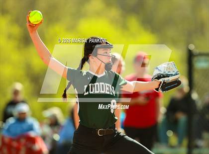 Thumbnail 2 in Bishop Ludden vs Fabius Pompey photogallery.
