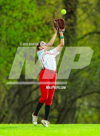 Thumbnail 2 in Bishop Ludden vs Fabius Pompey photogallery.