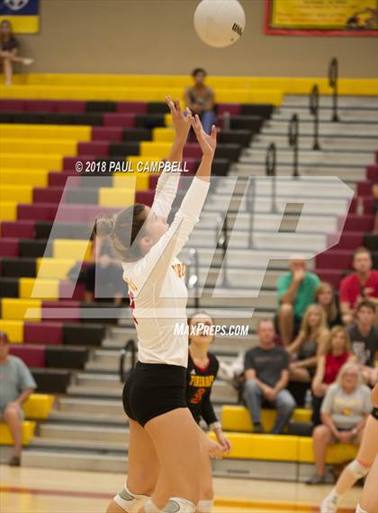 Thumbnail 1 in Mountain Pointe @ Chaparral photogallery.