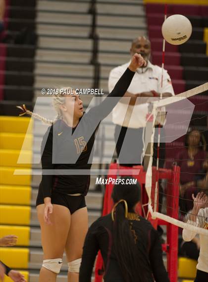 Thumbnail 3 in Mountain Pointe @ Chaparral photogallery.