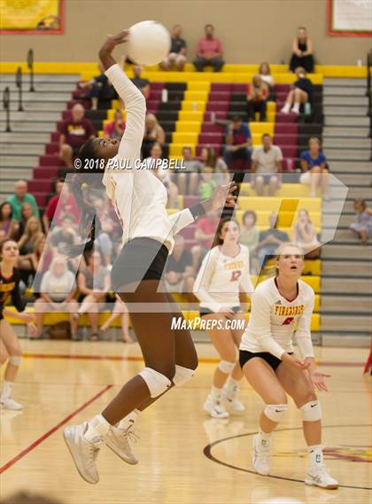 Thumbnail 1 in Mountain Pointe @ Chaparral photogallery.