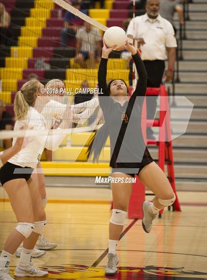 Thumbnail 1 in Mountain Pointe @ Chaparral photogallery.
