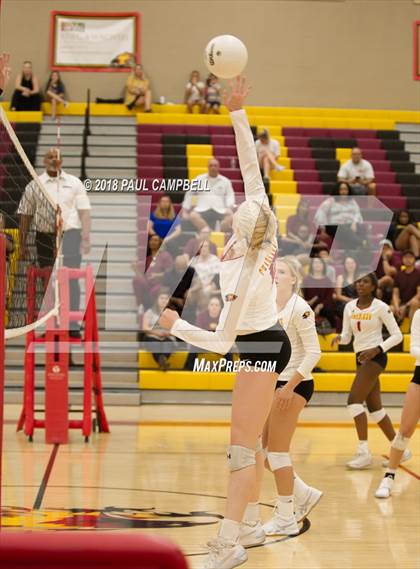 Thumbnail 3 in Mountain Pointe @ Chaparral photogallery.