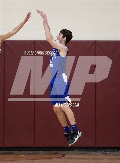 Thumbnail 3 in Wheatland-Chili @ Caledonia-Mumford photogallery.