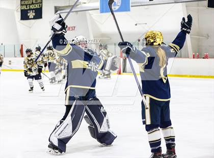 Thumbnail 3 in Malden Catholic @ Archbishop Williams photogallery.