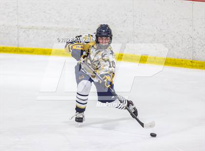 Thumbnail 2 in Malden Catholic @ Archbishop Williams photogallery.