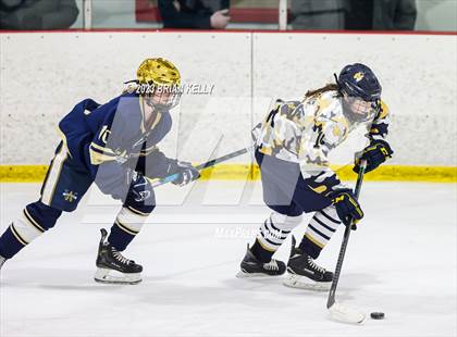 Thumbnail 1 in Malden Catholic @ Archbishop Williams photogallery.